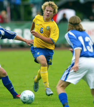 Viktor Nicklasson, Sverige