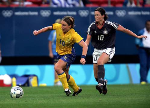 Hanna Ljungberg, Sverige och Renate Lingor, Tyskland