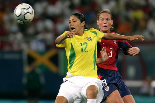 Cristiane, Brasilien och Christie Rampone, USA
