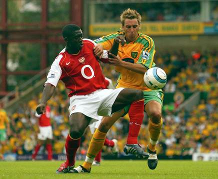 Darren Huckerby, Norwich och Kolo Toure, Arsenal