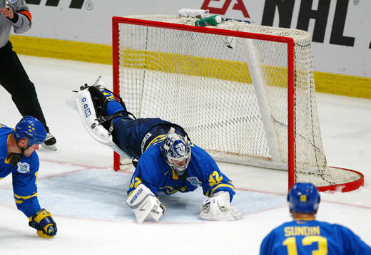 Mikael Tellqvist, Sverige (Målvakt)