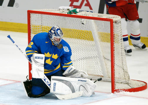 Mikael Tellqvist, Sverige (Målvakt)