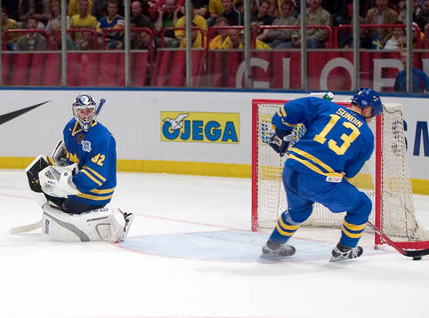 Mats Sundin och Mikael Tellqvist, Sverige (Målvakt)