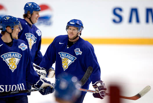 Teemu Selänne, Finland