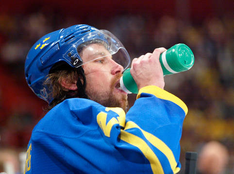 Peter Forsberg, Sverige, vatten, vätska