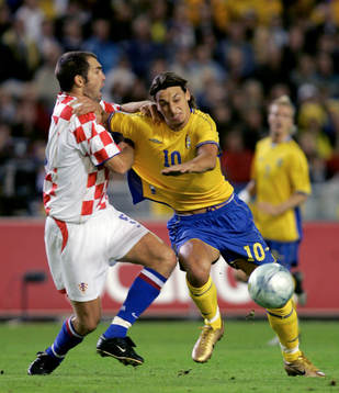 Zlatan Ibrahimovic, Sverige mot nye lagkamraten i Juventus,