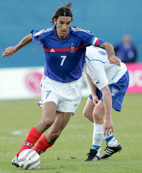 Robert PIRES