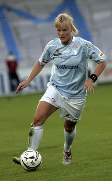 Nilla Fischer, MFF