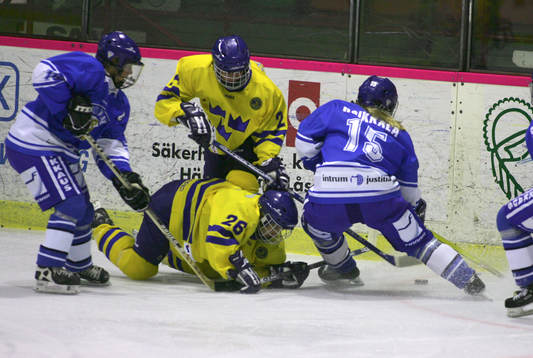 Lisa Edman och Elin Holmlöv, Sverige. Satu Hoikkala,
