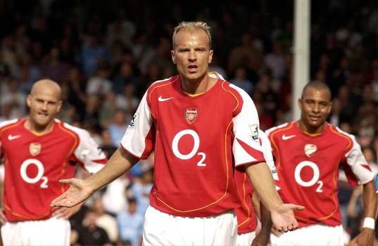 Dennis Bergkamp, Arsenal protesterar (Protest)