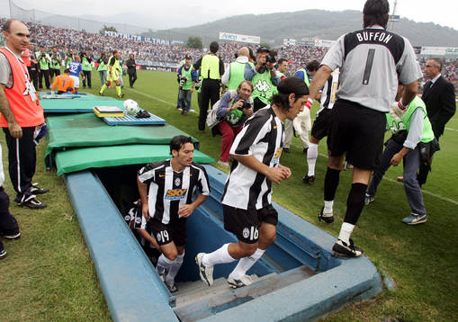 Camoranesi (16) och Zambrotta (19)