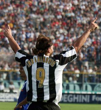 Zlatan Ibrahimovic, Juventus har presenterat sig med mål