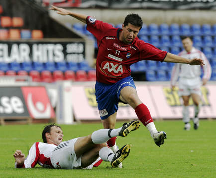 Dennis Velic, Öster, glidtacklas