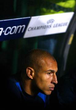 Henrik Larsson, Barcelona startade på bänken som avbytare
