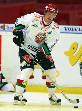 Mattias Timander, Modo