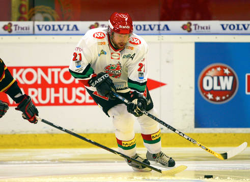 Peter Forsberg, Modo