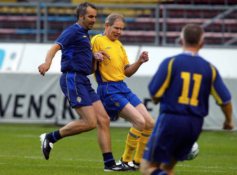 Fotboll, Sponsormatch och lagbilder