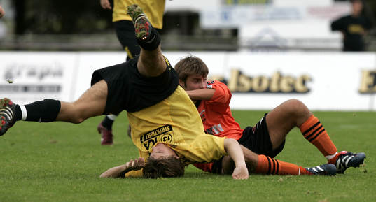 Tackling, en hässleholmare står på ändan