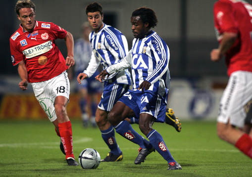 Peter Ijeh och George Mourad, Göteborg i anfall mot Svante