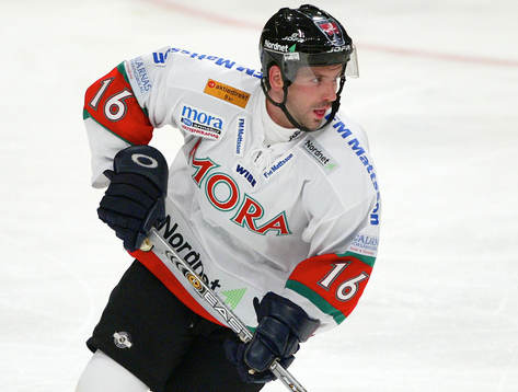Ratislav Pavlikovski, Mora