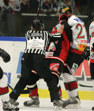 Jonas Sjödahl, domare, bråk, Trygg Hansa