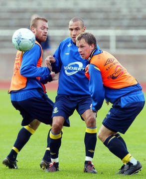 Olof  Mellberg, Henrik Larsson och Tobias Linderoth, Sverige