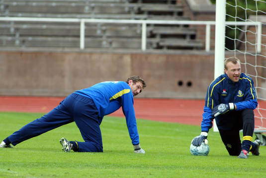 Andreas Isaksson och Magnus Hedman, målvakt, Sverige
