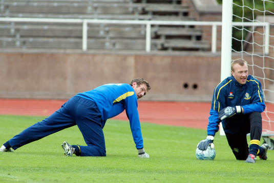 Andreas Isaksson och Magnus Hedman, målvakt, Sverige