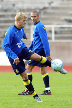 Marcus Allbäck och Henrik Larsson, Sverige