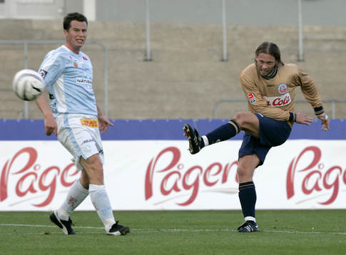 Joakim Persson laddar mot gamle MFF-kompisen Daniel