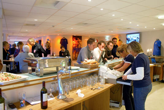 Fotboll, sportbaren