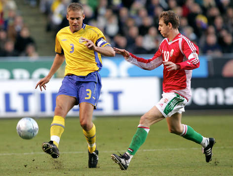 Olof Mellberg, Sverige och Zoltan Szelesi, Ungern