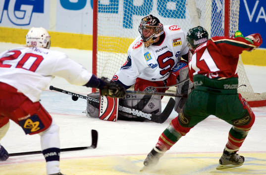 Tomi Kallio, Frölunda i en av målchanserna mot Rastislava