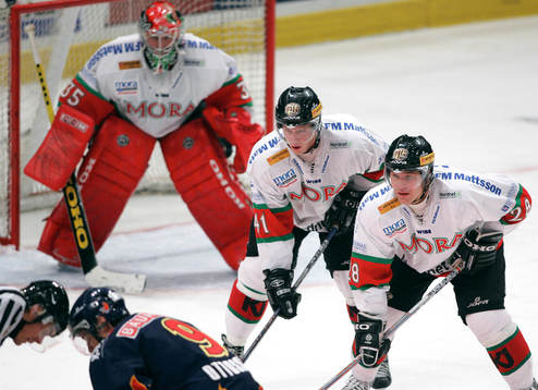 Tero Leinonen, målvakt, Kenneth Bergqvist och Calle