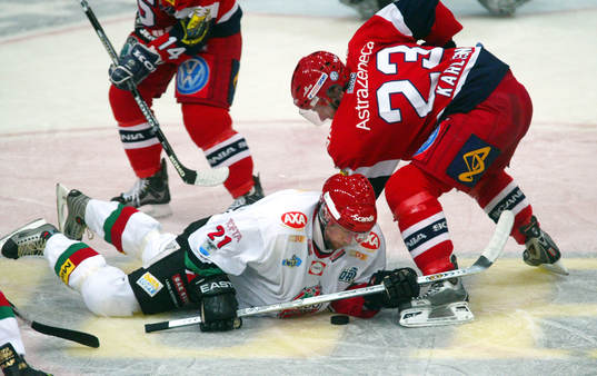 Peter Forsberg, Modo och Magnus Hedlund, Södertälje