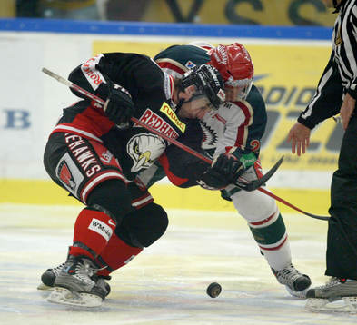Kim Staal, Malmö och Niklas Andersson, Frölunda, nedsläpp