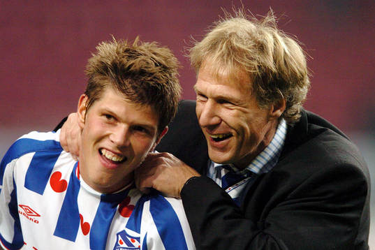 Klaas-Jan Huntelaar och Gert-Jan Verbeek jublar