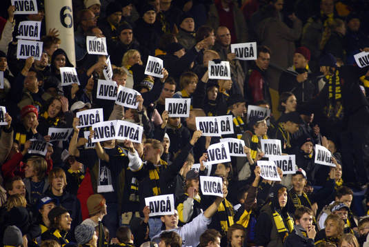 Black Army, supporter (Avgå)
