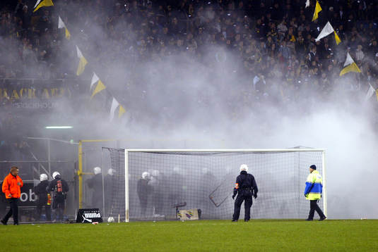Black army, supporter, bråk, våld
