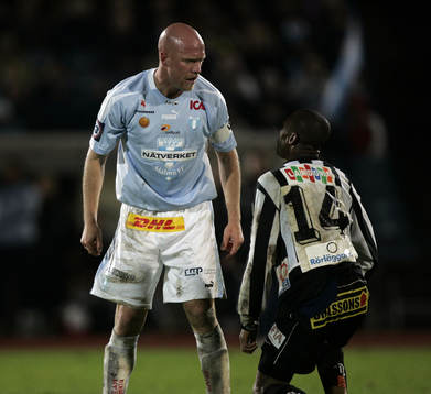 Olof Persson, Malmö skäller på Kevin Amuneke, Landskrona