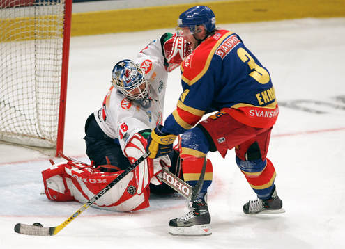 Nils Ekman, Djurgården och Tommy Salo, målvakt, Modo