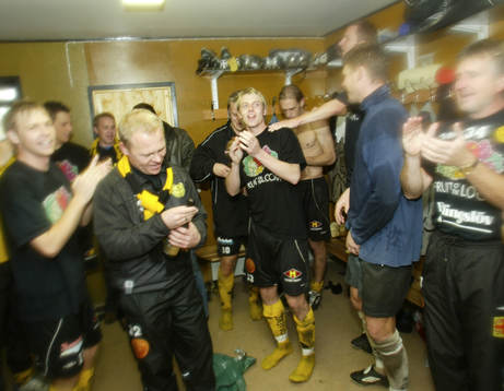 Mjällby är klara för superettan. Daniel Nilsson,