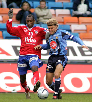Atiba Hutchinson, Helsingborg och Johan Arneng, Djurgården