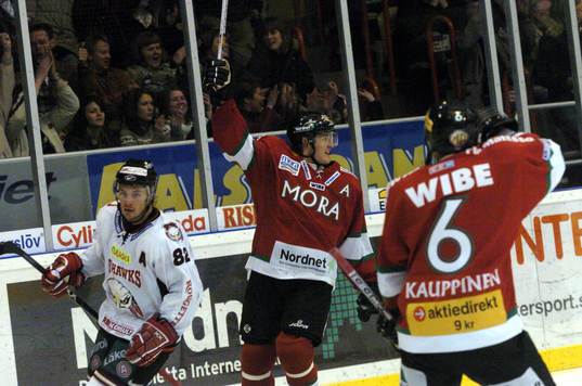 Shawn Horcoff, Mora (Jubel) och Markus Matthiasson, Malmö