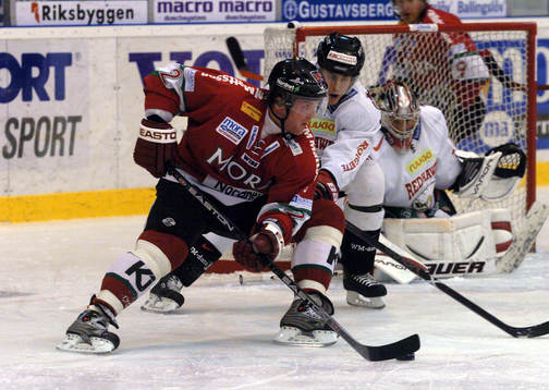 Daniel Cleary, Mora