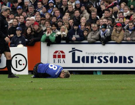 Markus Rosenberg, Halmstad har sparkats ner,