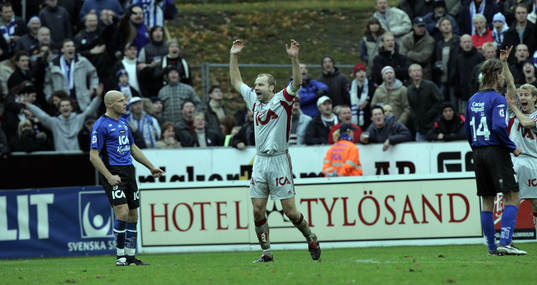 Straff, Håkan Mild och Jonas Henriksson, Göteborg jublar