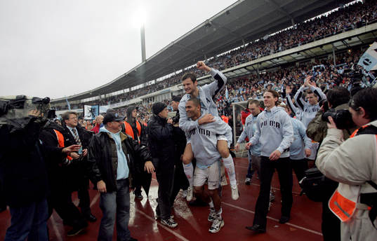 Afonso Alves och Thomas Olsson (SM-guld, guld, jubel)