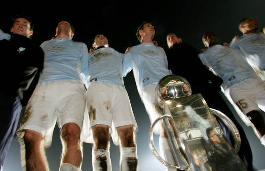 Fotboll, Malmö FF med SM-bucklan, Lennart Johanssons pokal