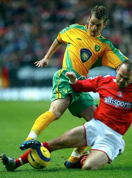 David Bentley, Norwich mot Danny Murphy, Charlton